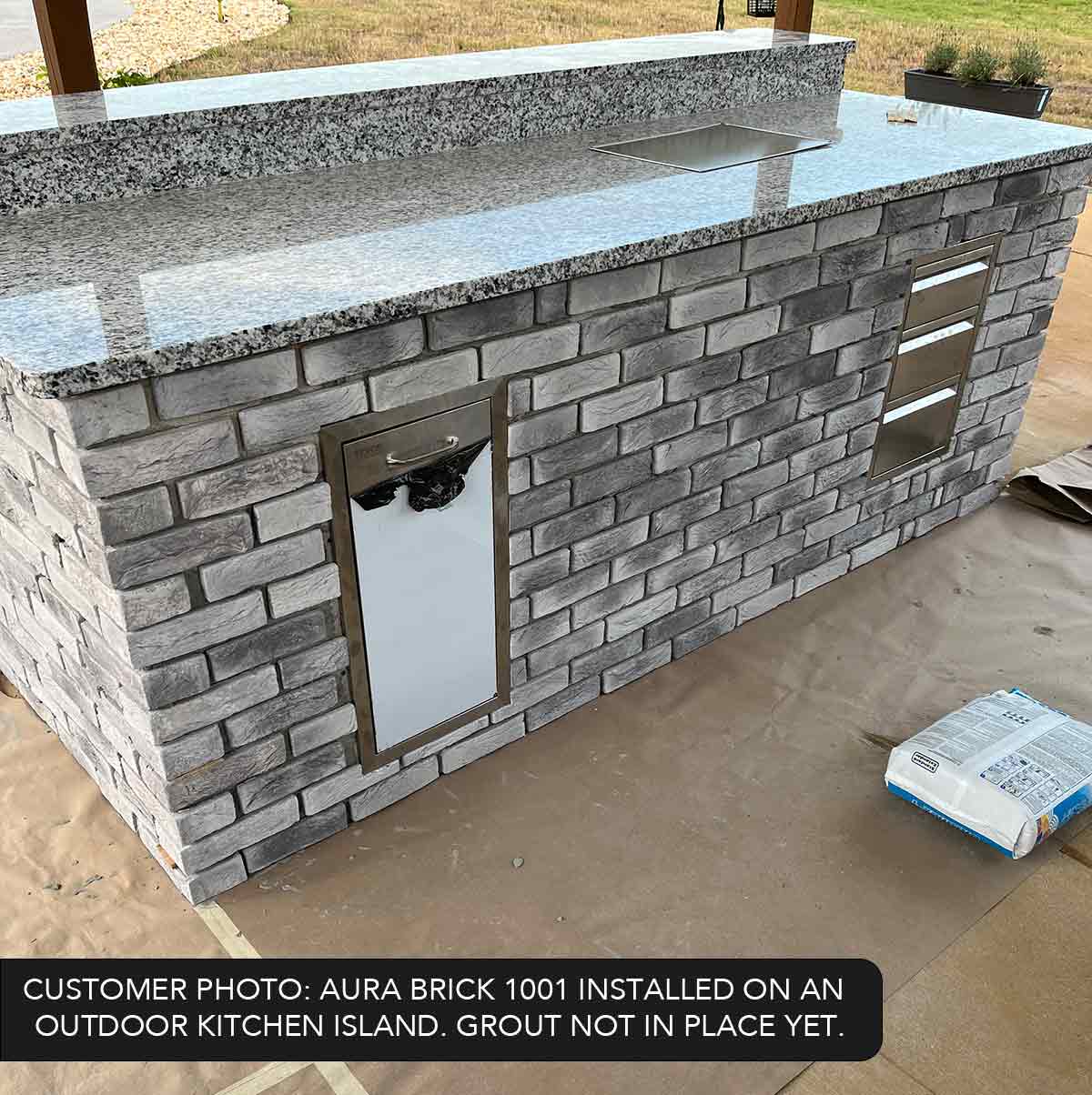SAMPLES: Aura Brick 1001