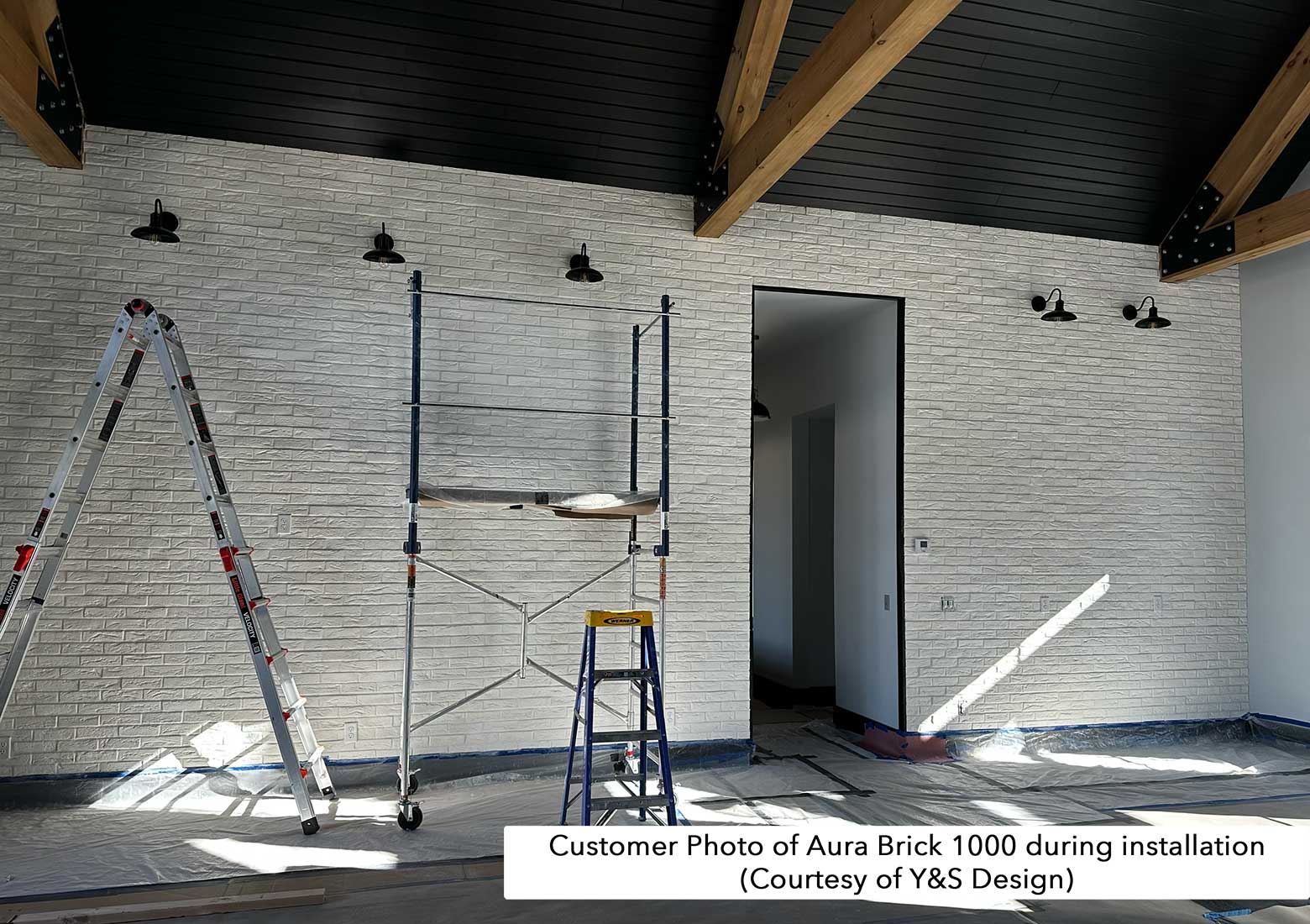 Aura Brick 1000. White Brick Veneer in Half-Inch Thickness. 2-1/4 by 8" in size. Weathered Style.