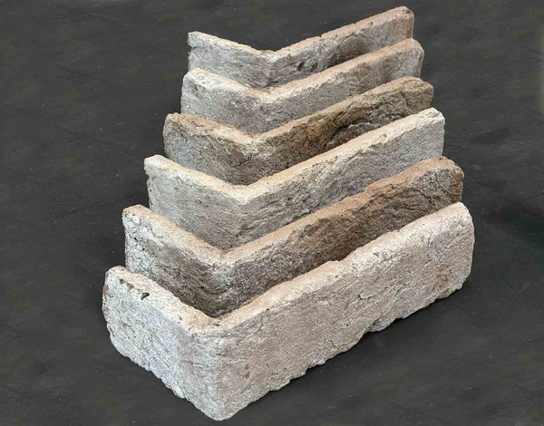 Windy Brick 1120. Warm Brown and Peach Brick Veneer with Subtle Pink Hues. Rustic Style. Whitewashed Finish.