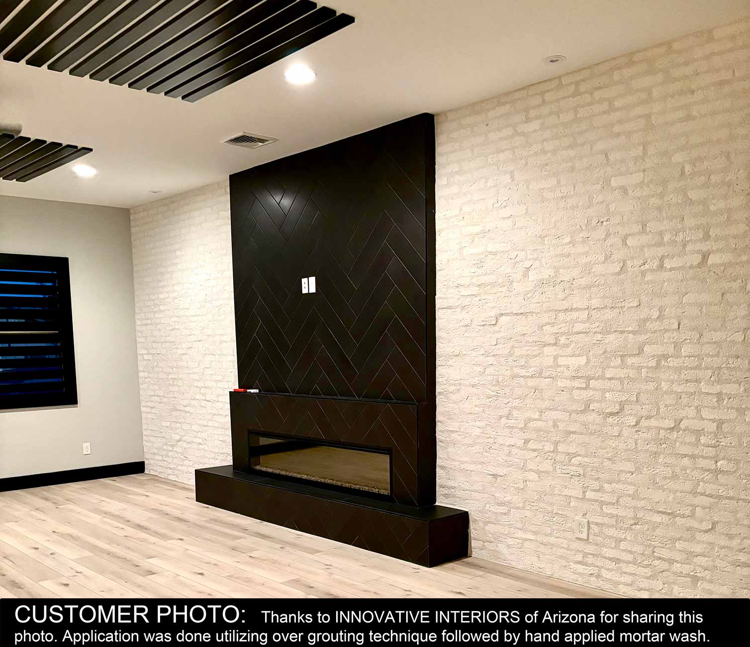 Windy Brick 1101. White Thin Brick Veneer. Handcrafted Look with Tumbled Edges. Half-Inch Thickness.
