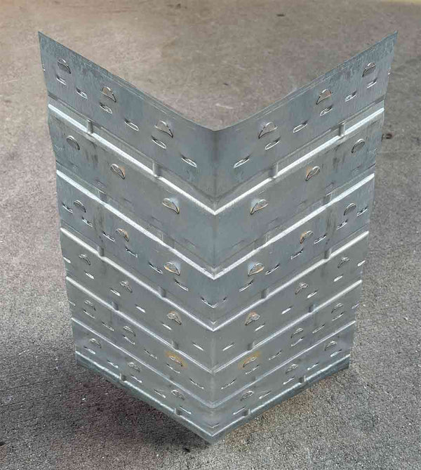 Corner panels for easy brick installation (Loxon corners)